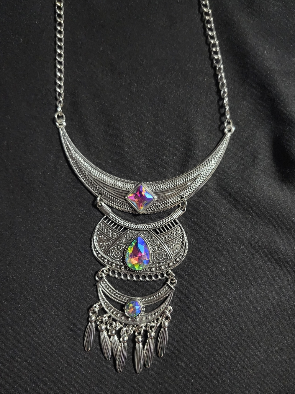 Silver-Tone Boho Multi-Stone Statement Necklace - Iridescent